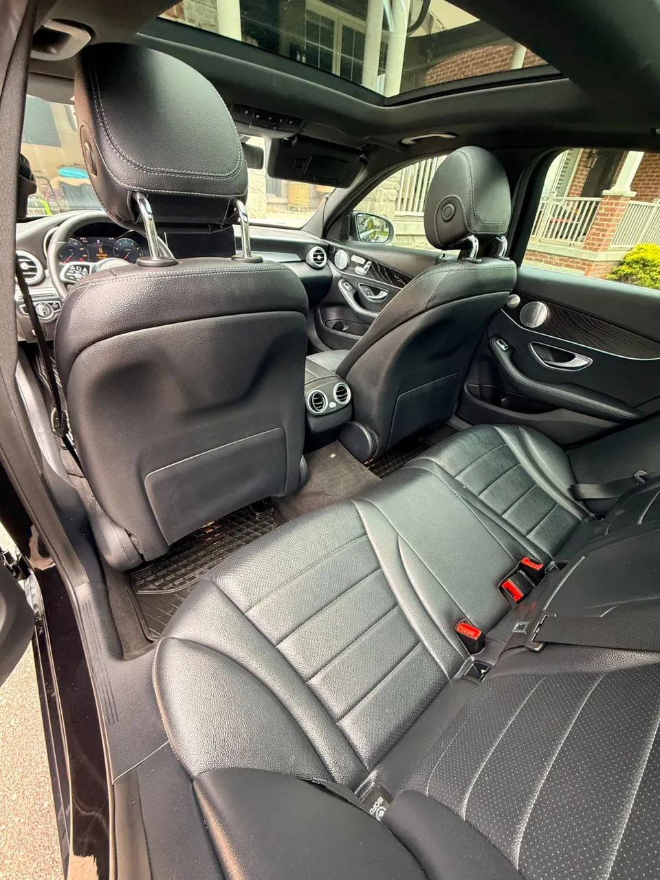 Mercedes-Benz C300