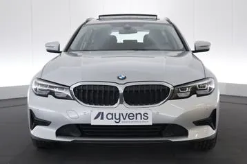 BMW 3 Series Touring 2021 photo 2