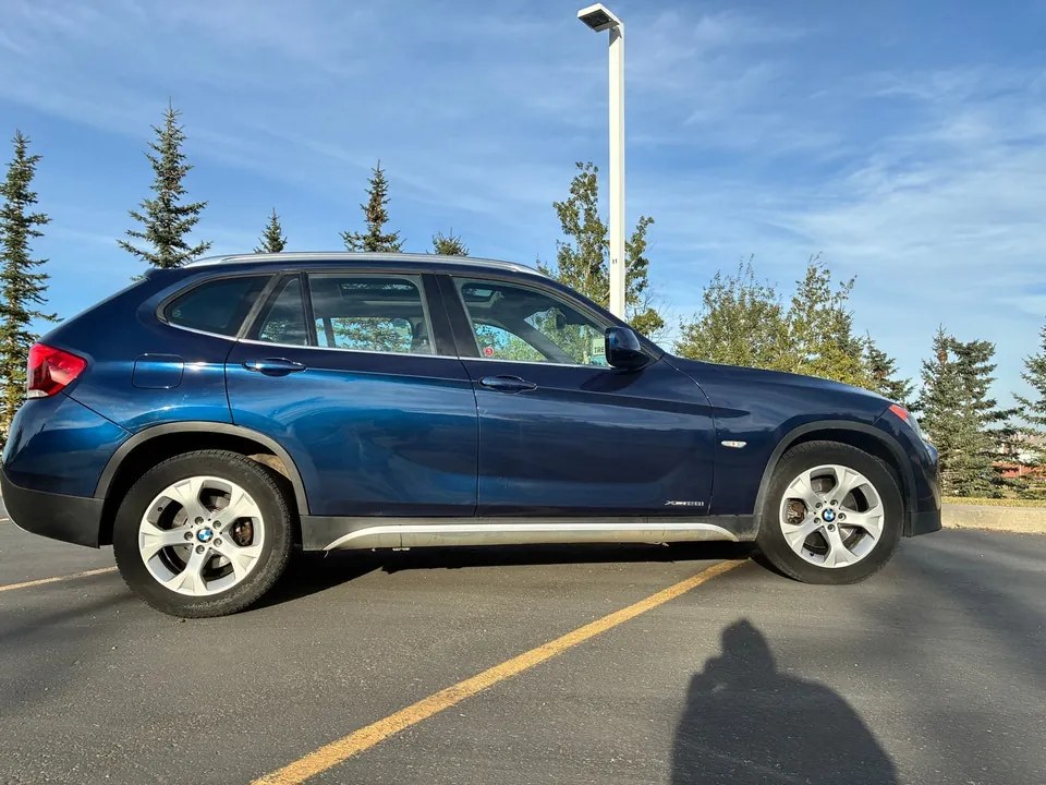 BMW X1 2012 photo 2