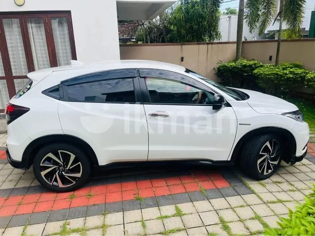 Honda Vezel 2018 photo 2