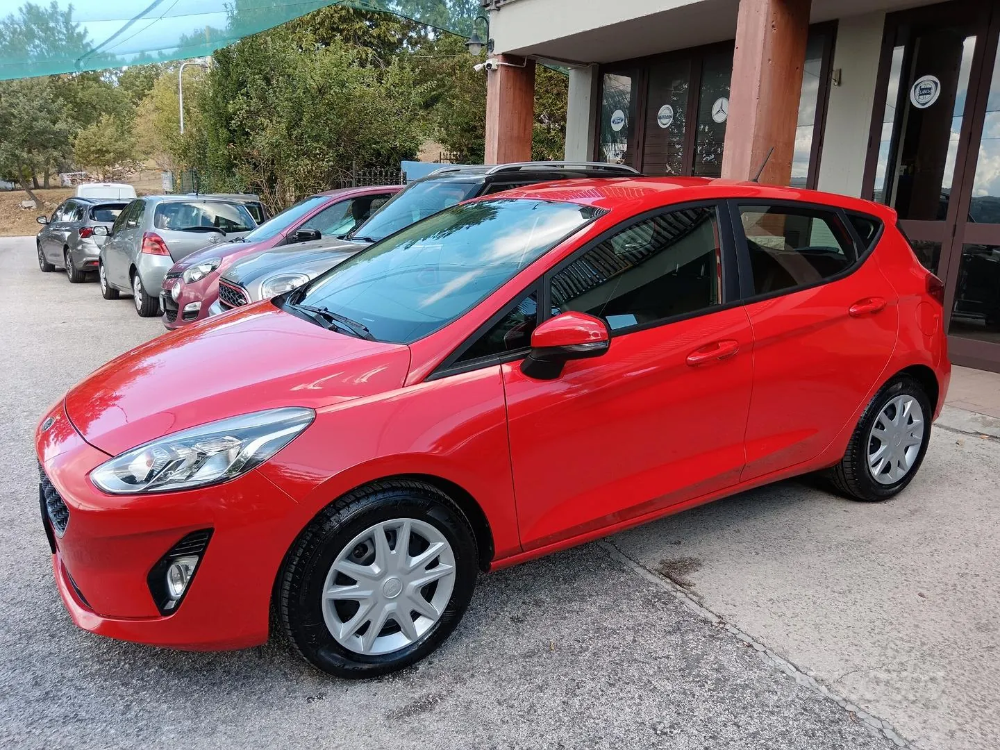 Ford Fiesta 2018 photo 2