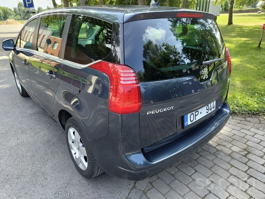 Peugeot 5008 2013 photo 3