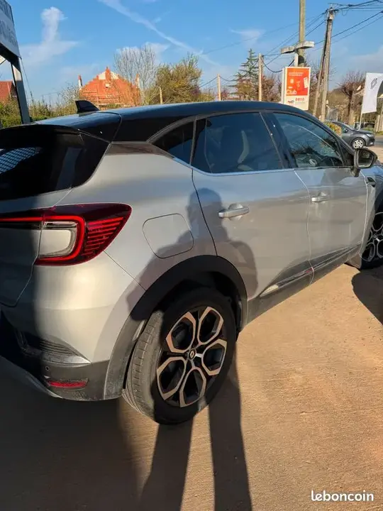 Renault Captur 2023 photo 5