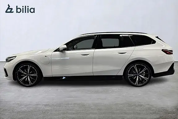 BMW 530E 2025 photo 3