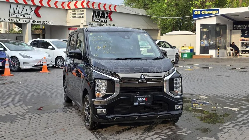 Mitsubishi Ek X