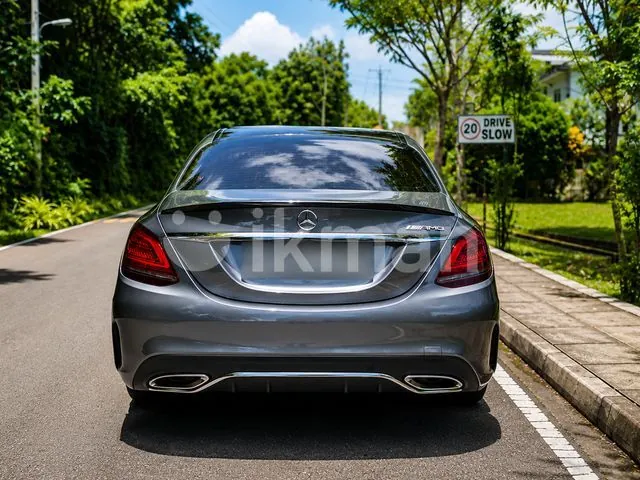 Mercedes-Benz C180 2020 photo 2