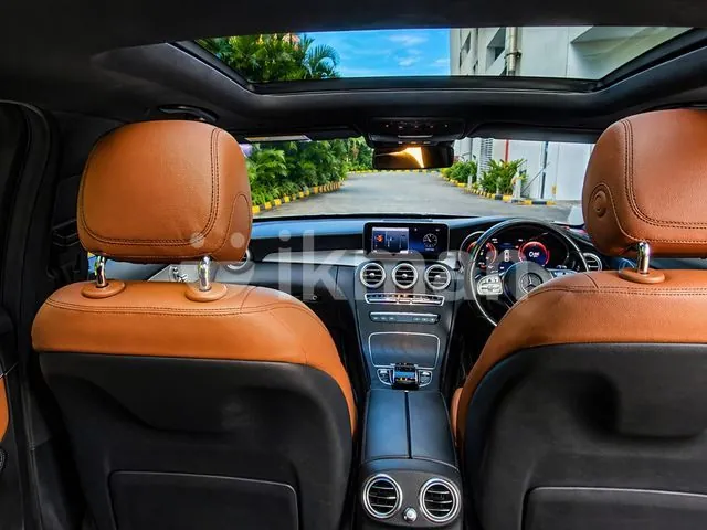 Mercedes-Benz C180 2020 photo 4