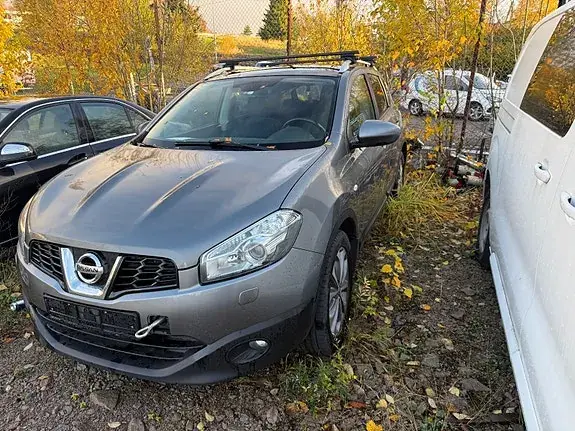 Nissan Quest 2013 photo 2