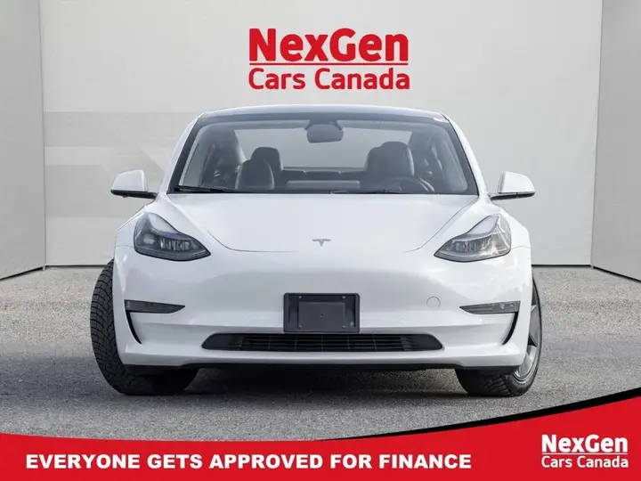Tesla Model 3 2022 photo 2