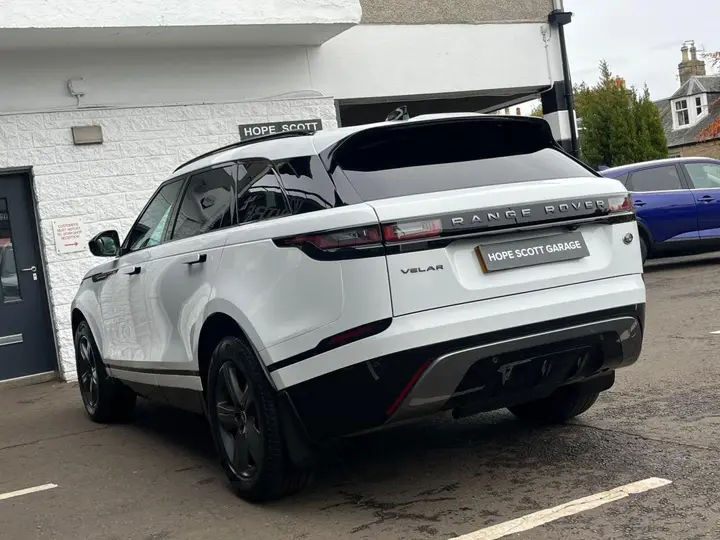 Land Rover Range Rover Velar 2023 photo 4