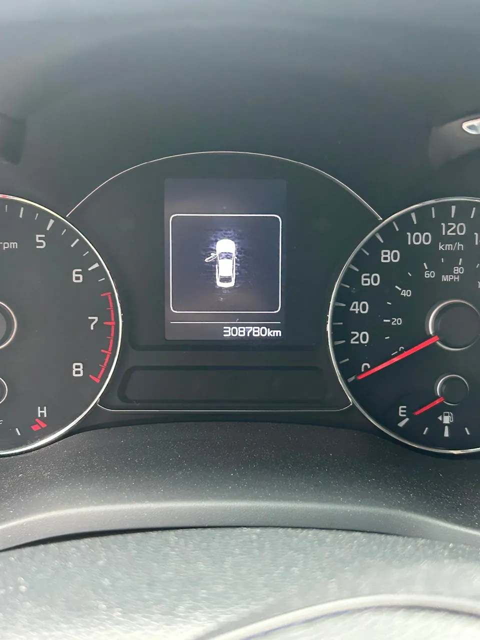 Kia Forte5 2017 photo 3