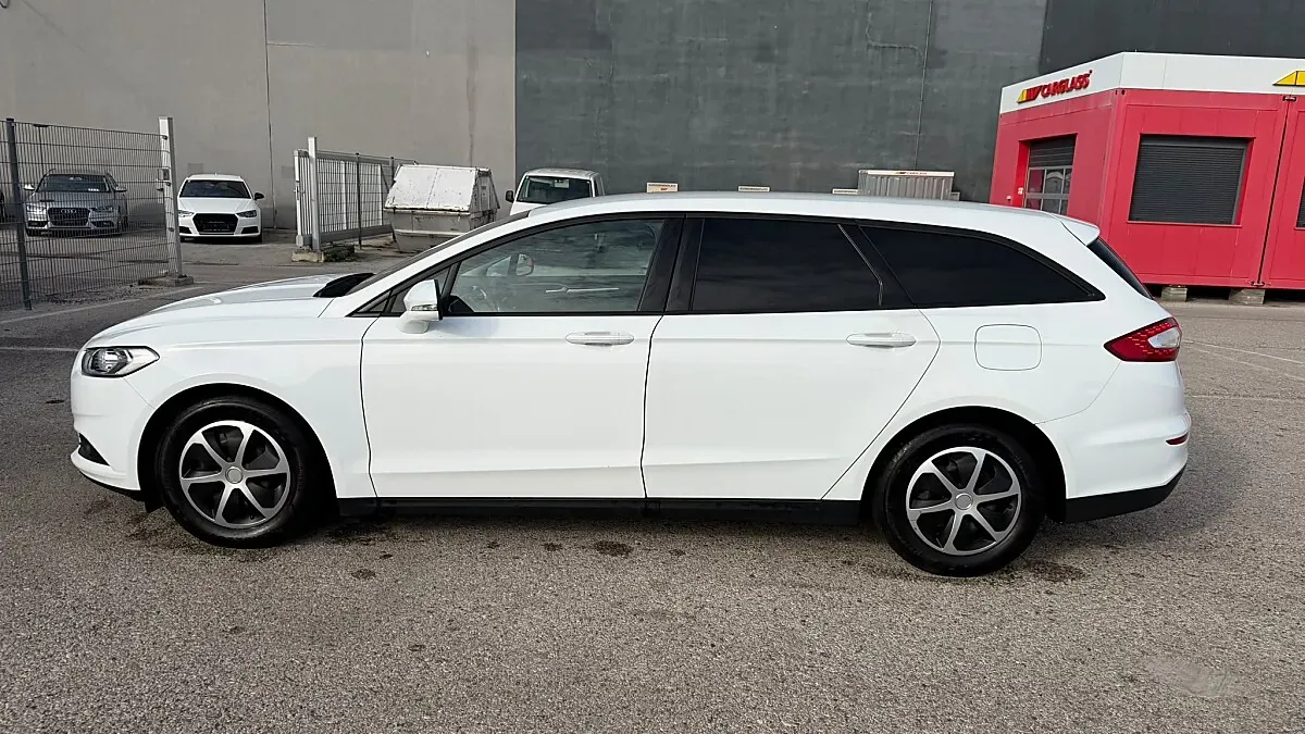 Ford Mondeo 2016 photo 2