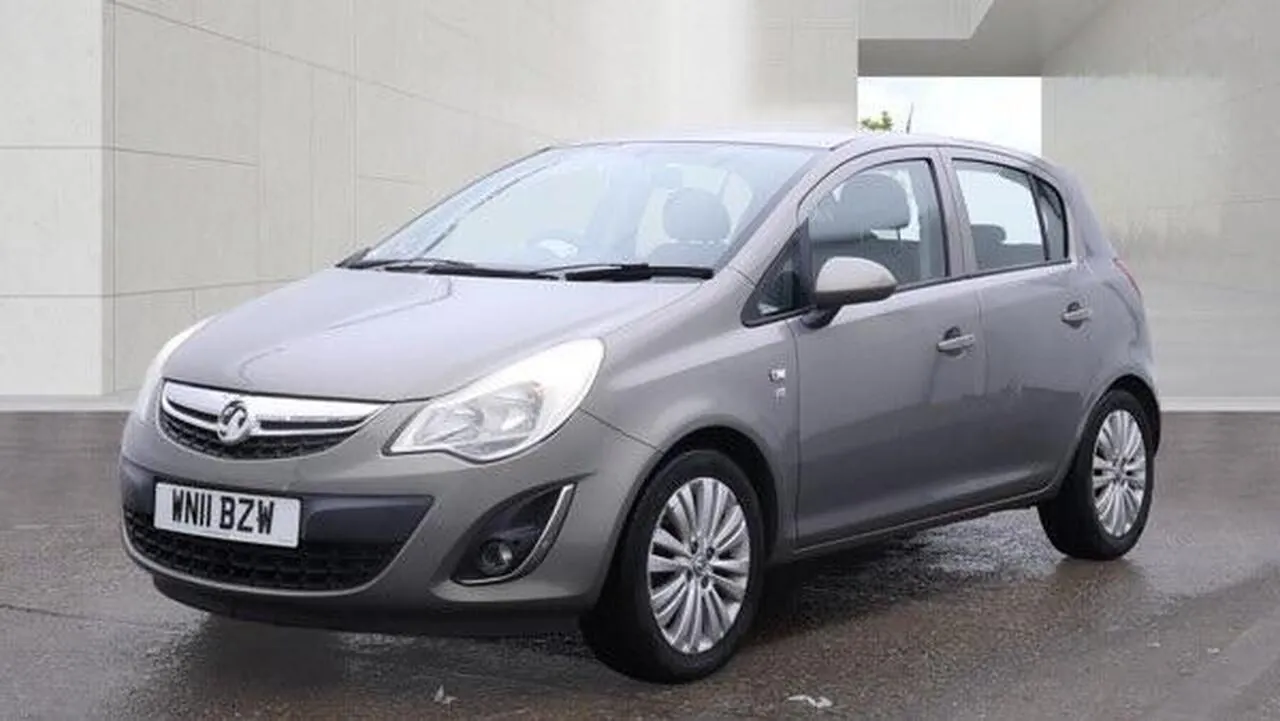 Vauxhall Corsa 2011 photo 4
