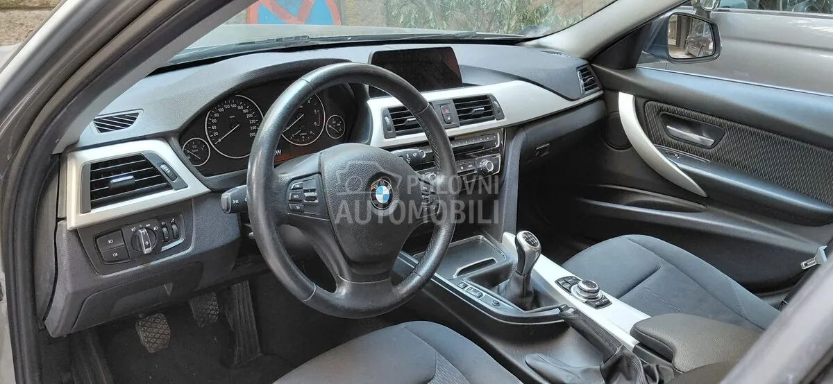 BMW 318 2016 photo 5