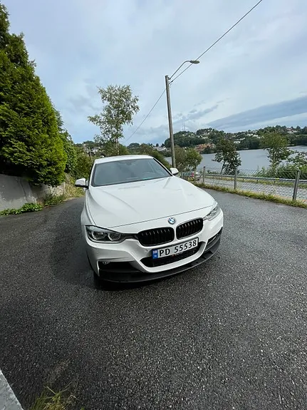BMW 318D 2016 photo 2