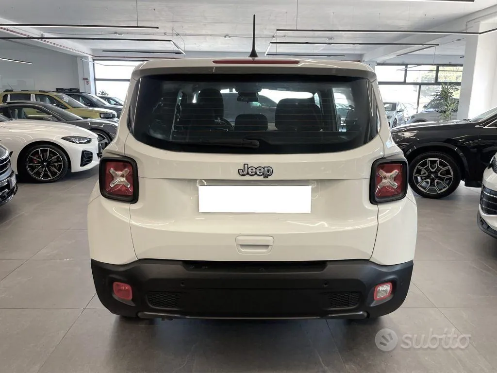 Jeep Renegade 2023 photo 4