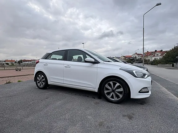 Hyundai I20 2018 photo 3