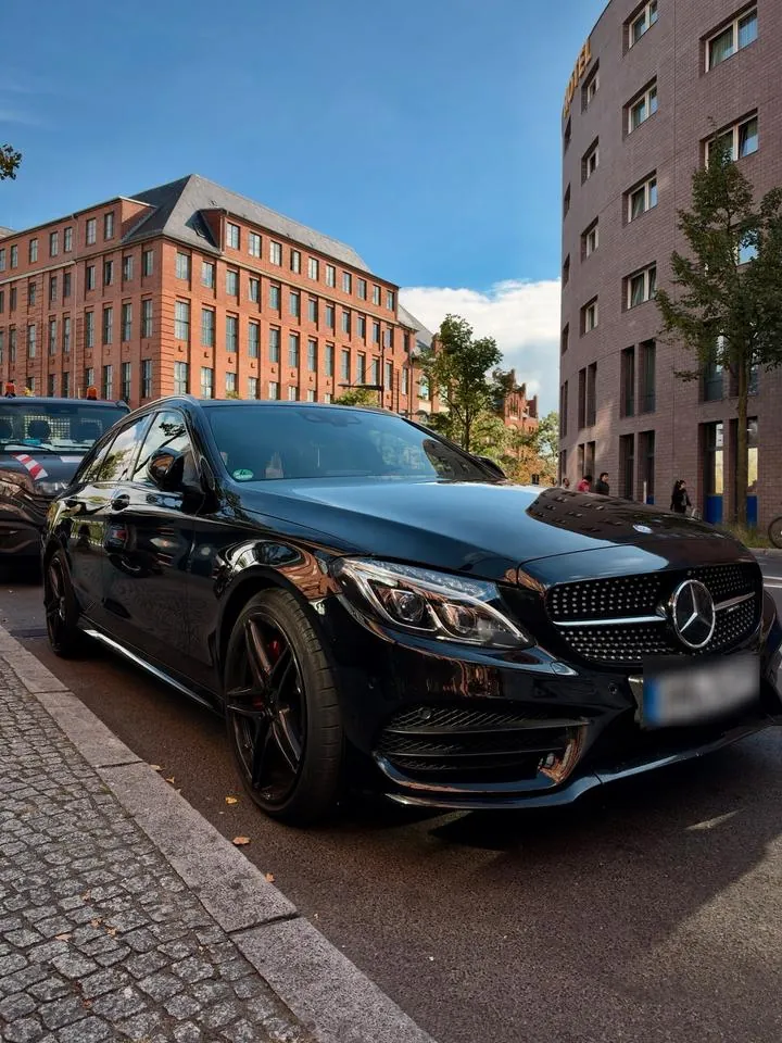 Mercedes-Benz C43