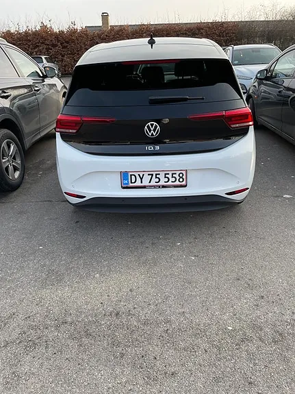 Volkswagen Id.3 2023 photo 3