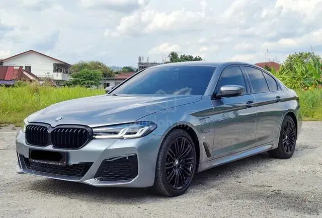 BMW 530E