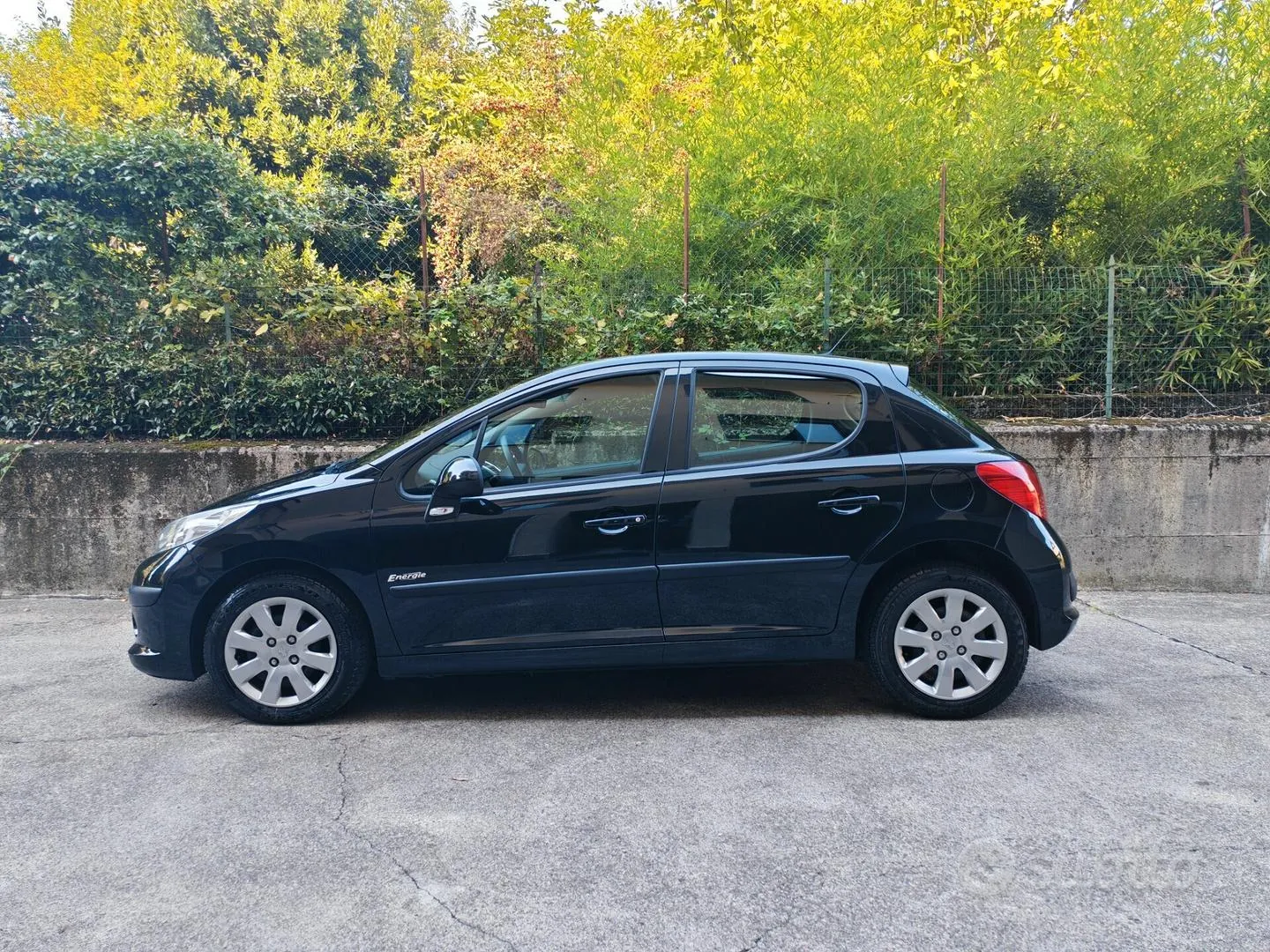 Peugeot 207 2009 photo 5
