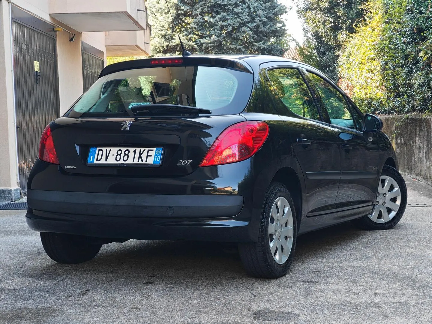 Peugeot 207 2009 photo 4