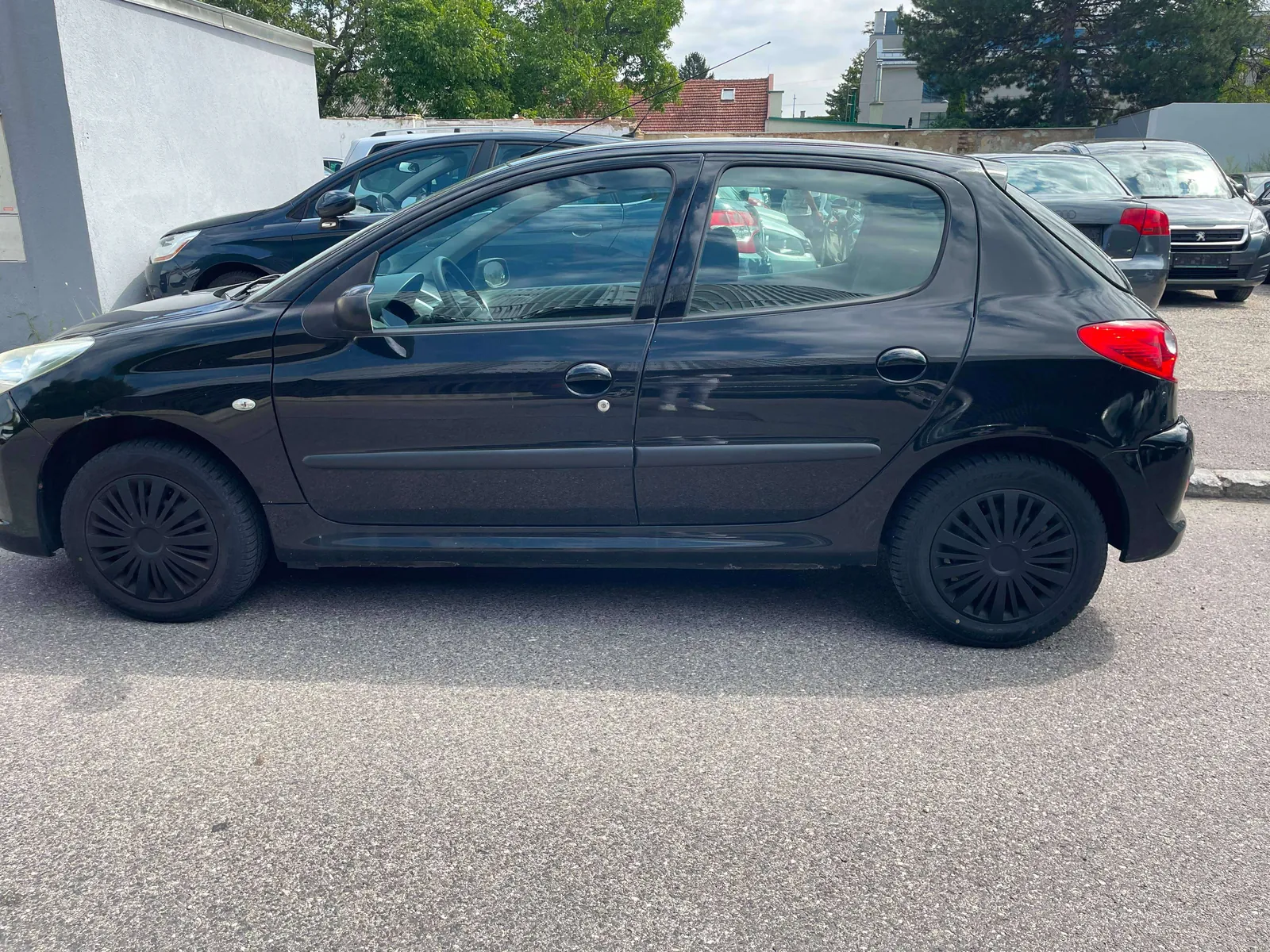 Peugeot 206 2010 photo 2