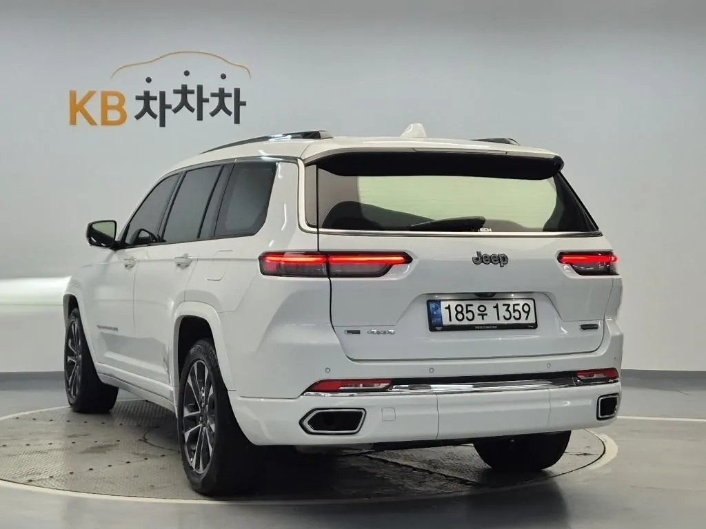 Jeep Grand Cherokee 2022 photo 2