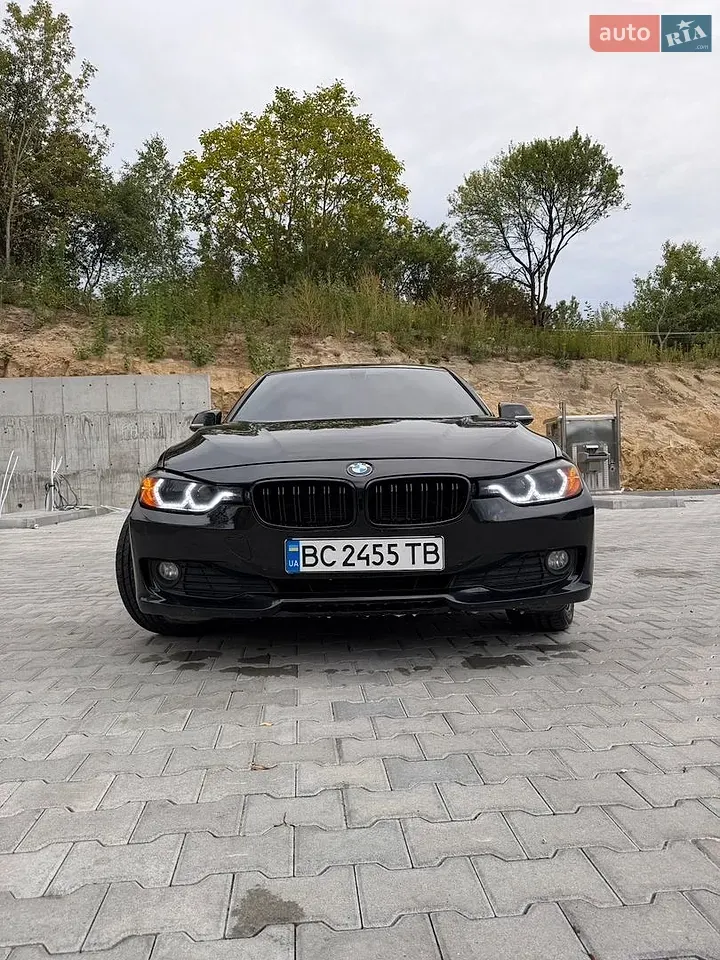 BMW 3 Series 2013 photo 5