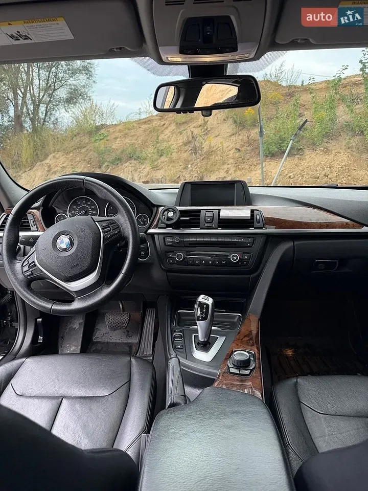 BMW 3 Series 2013 photo 3