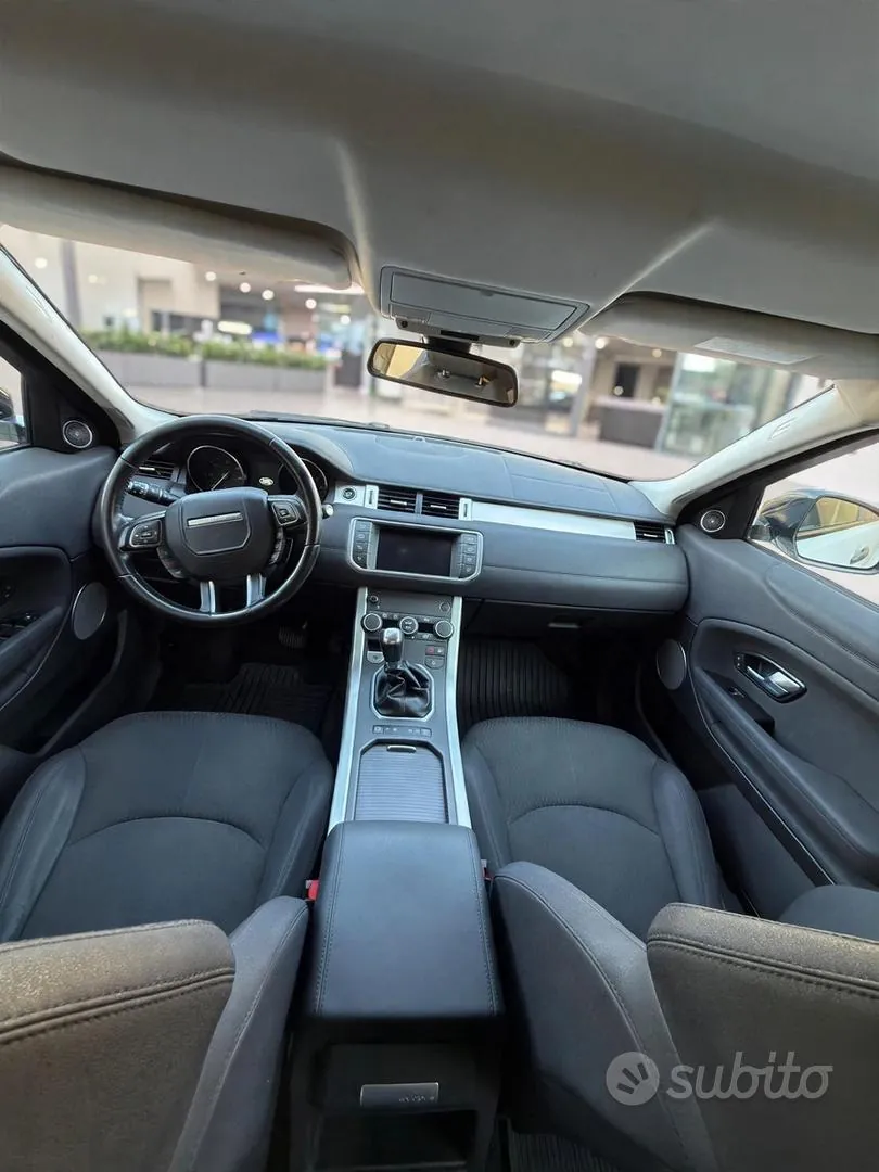 Land Rover Range Rover Evoque 2017 photo 5