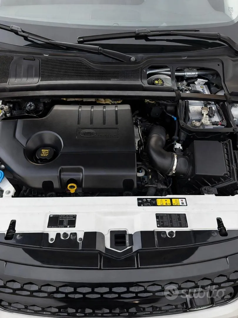 Land Rover Range Rover Evoque 2017 photo 4