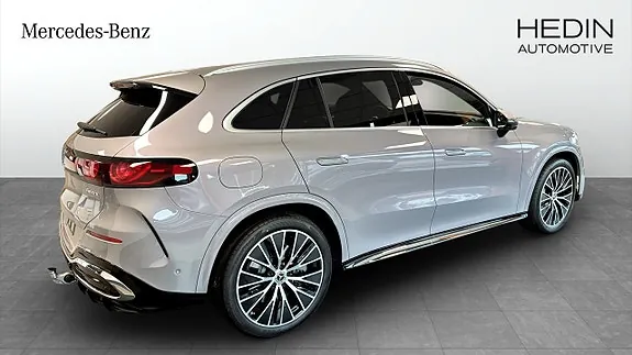 Mercedes-Benz Glc400 2026 photo 3