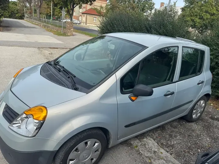Renault Modus 2005 photo 3