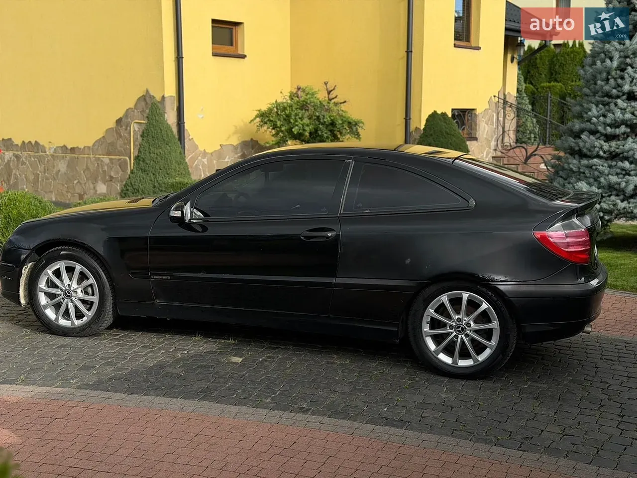 Mercedes-Benz C-Class 2001 photo 3