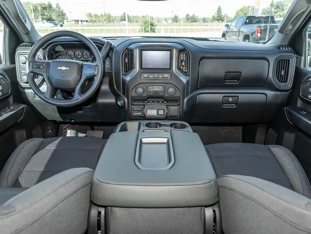 Chevrolet Silverado 2500 2026 photo 4