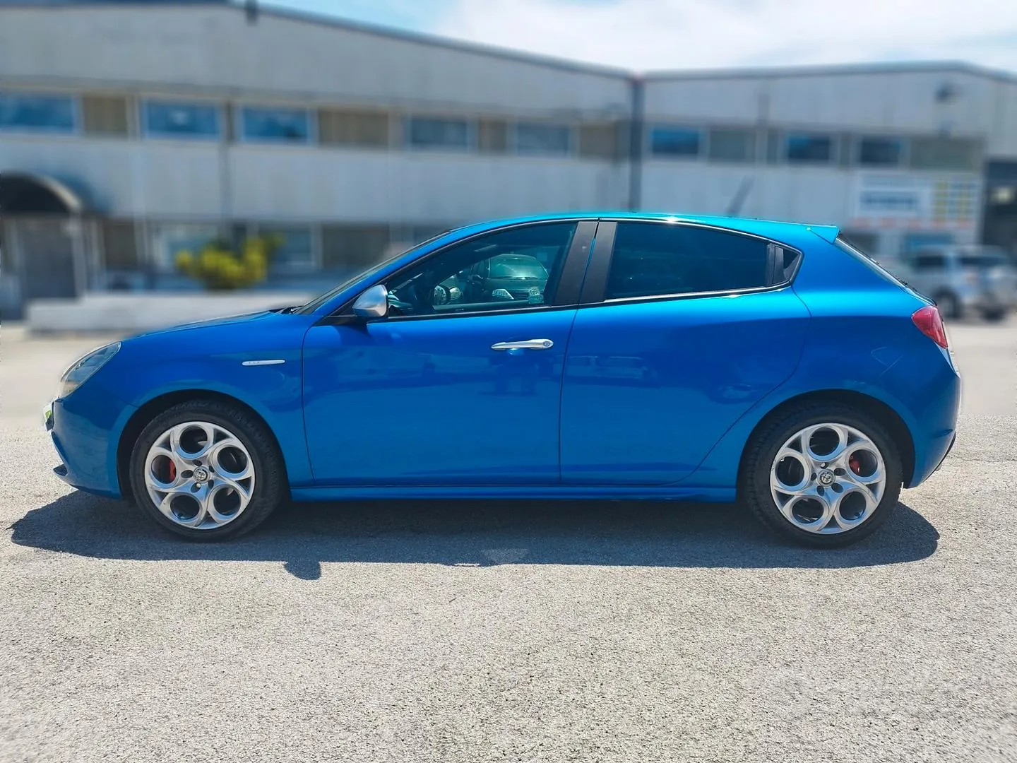 Alfa Romeo Giulietta 2018 photo 3