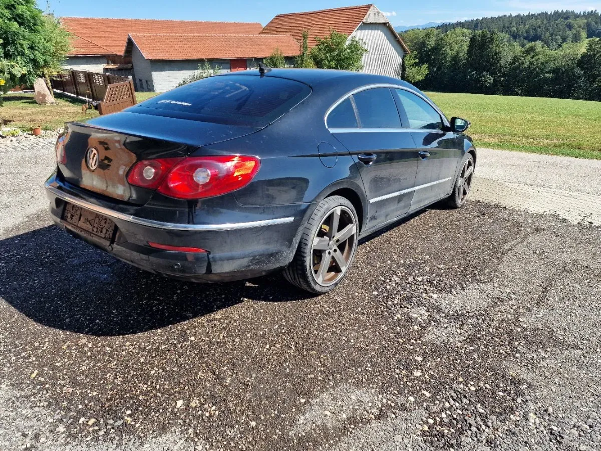 Volkswagen Passat Cc 2009 photo 3