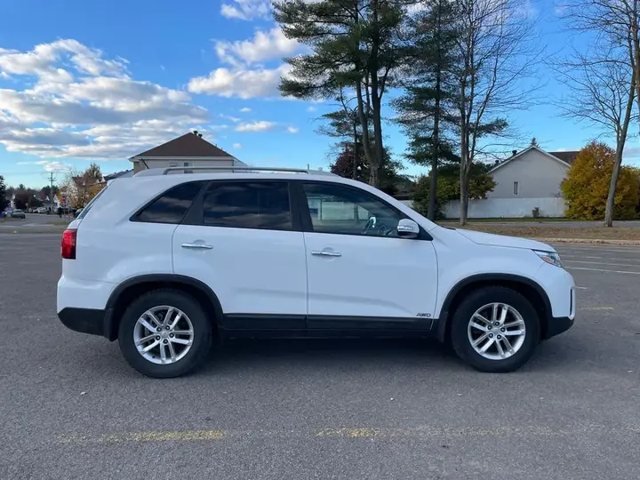 Kia Sorento 2014 photo 3