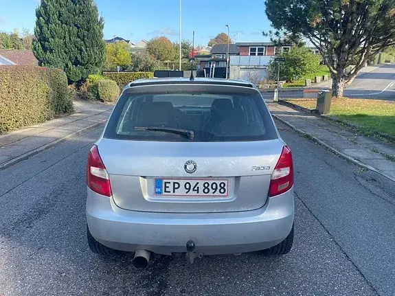 Skoda Fabia 2008 photo 4