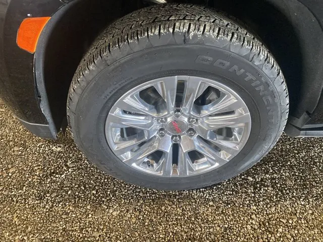 GMC Yukon Xl 2024 photo 3