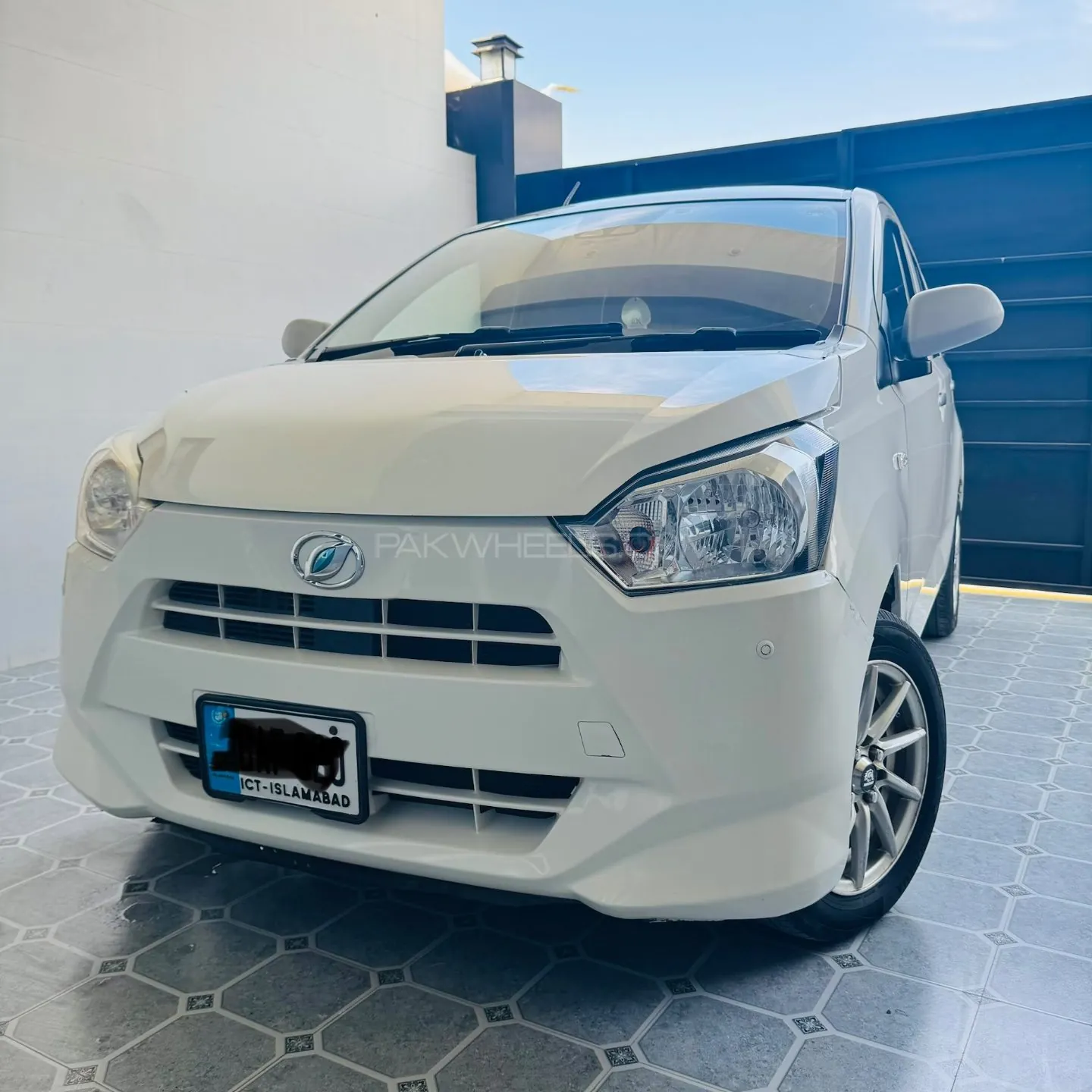 Daihatsu Mira