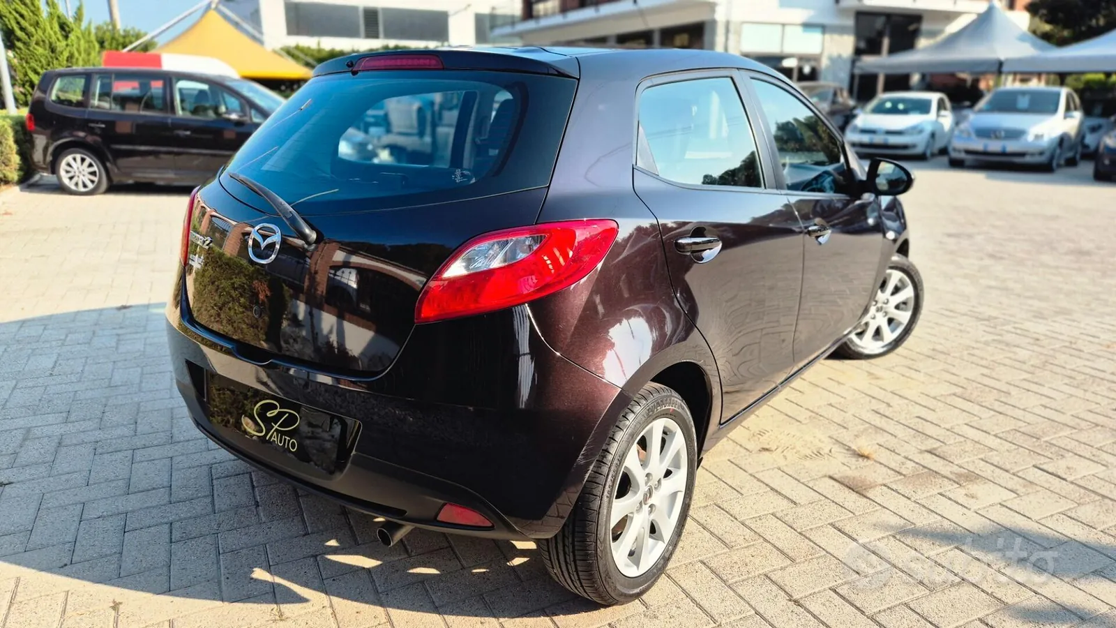 Mazda Mazda2 2009 photo 4