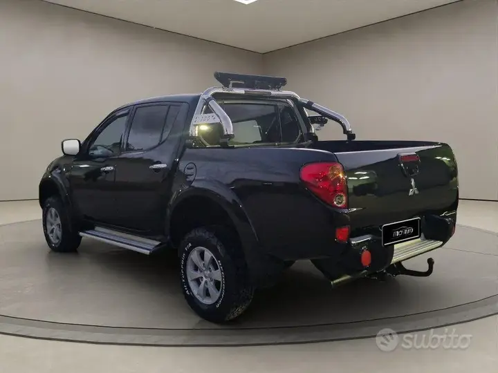 Mitsubishi L200 2007 photo 3