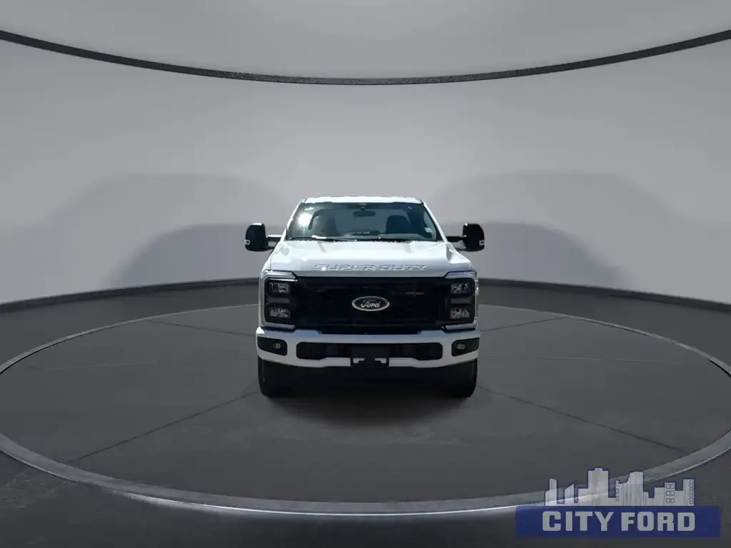 Ford F-350 Super Duty 2026 photo 3