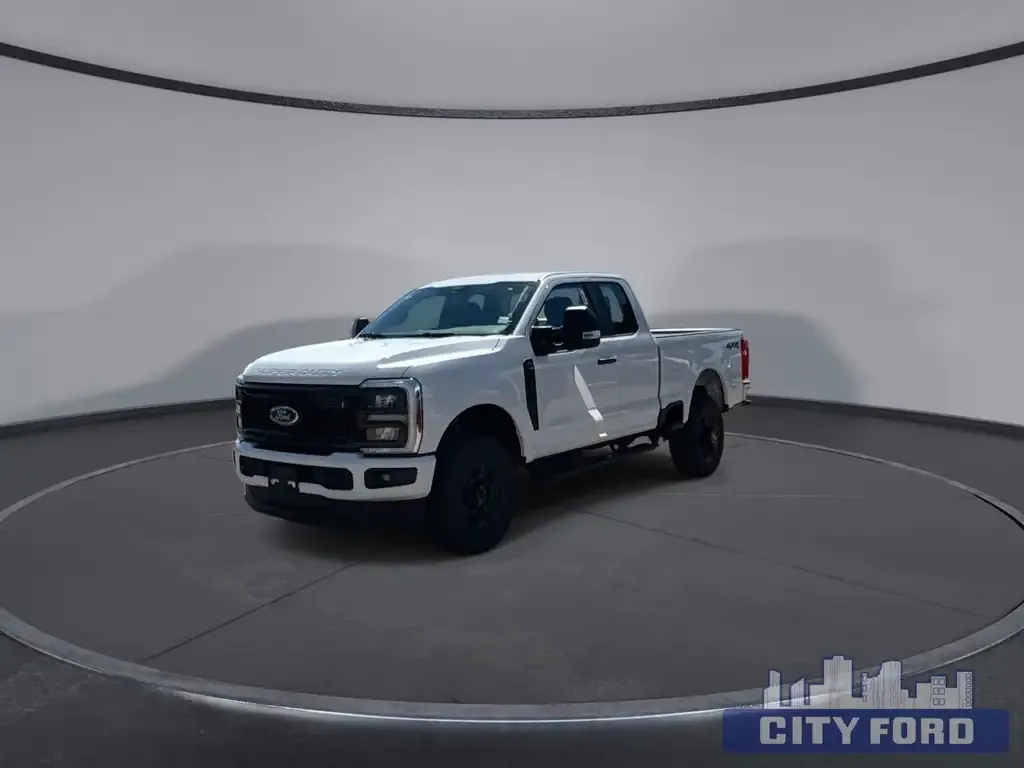 Ford F-350 Super Duty 2026 photo 4