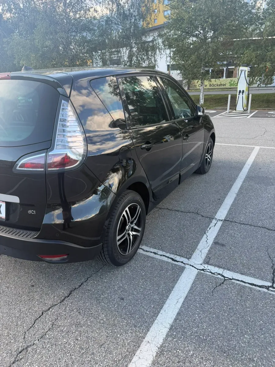 Renault Scenic 2013 photo 3