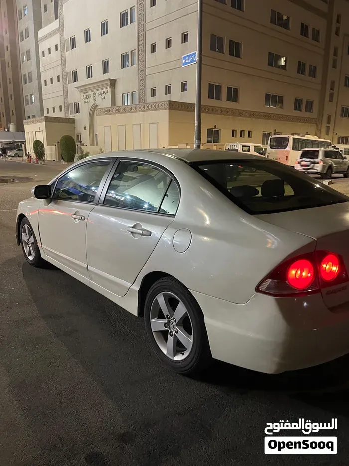 Honda Civic 2008 photo 3