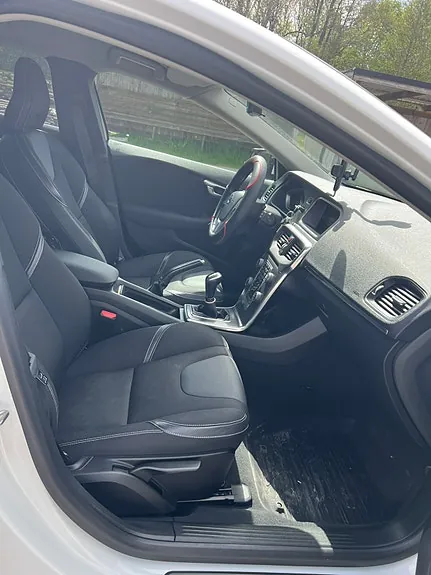Volvo V40 2015 photo 3