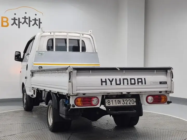 Hyundai Porter Ii 2022 photo 2